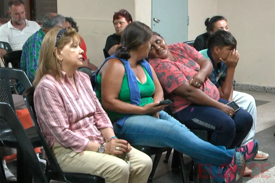 Asamblea Vecinalista solicit&oacute; que los colectivos abarquen zonas donde hoy no llegan