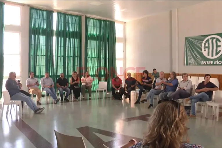 Intersindical y el presidente de la Caja de Jubilaciones se reunieron para analizar proyecto de reforma previsional