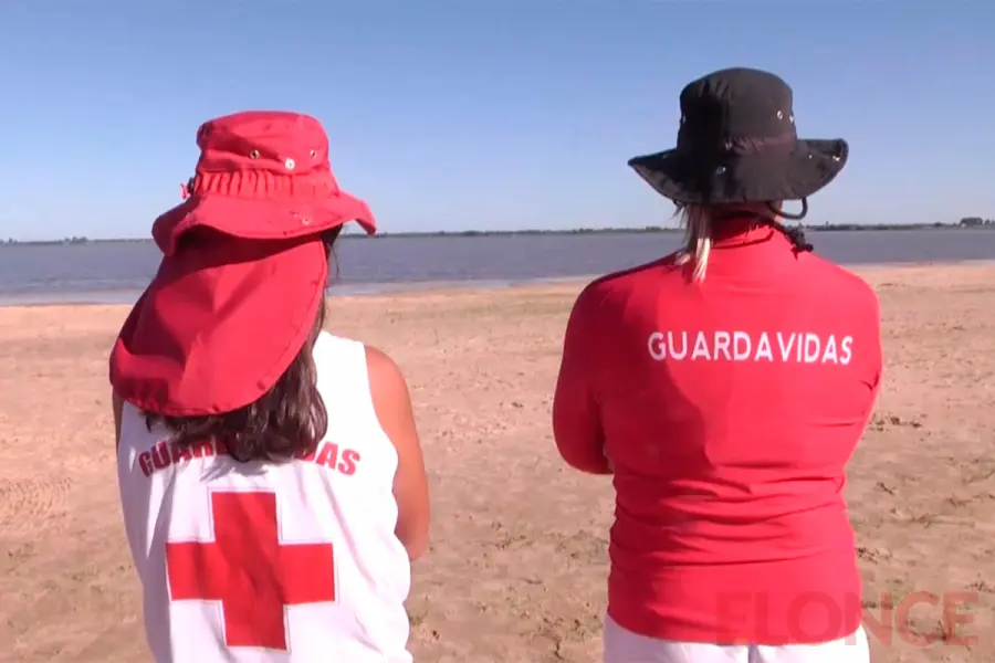 Guardavidas apelaron al cuidado colectivo para disfrutar la playa entre todos