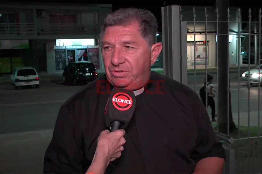 Sergio Hayy, sacerdote radicado en Paran&aacute;. Foto: Elonce.