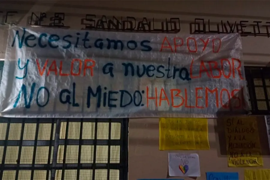 Repudiaron la agresi&oacute;n que sufri&oacute; la rectora de una secundaria (foto Villa del Rosario Net)