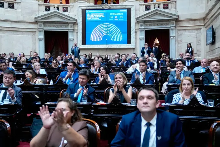 Para el gobierno nacional, el presupuesto aprobado en Diputados “vulnera el déficit cero”