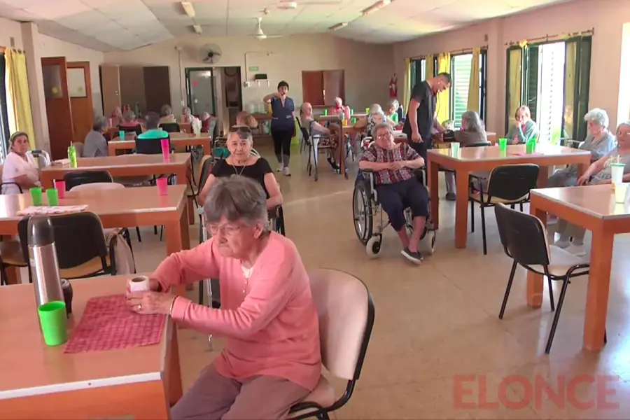 Hogar de ancianas "San Vicente de Paul" de Paran&aacute; (foto Elonce)