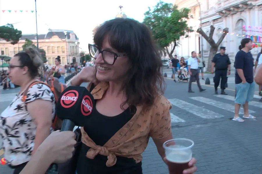 Espa&ntilde;ola de visita para una boda.
