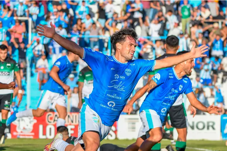 Patronato tiene todo acordado para sumar al delantero Tomás Attis