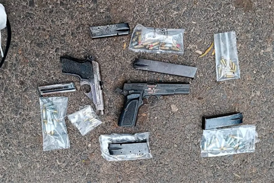 Desarticularon una fiesta clandestina en Paran&aacute;: asistentes ten&iacute;an armas de fuego y cartucher&iacute;a