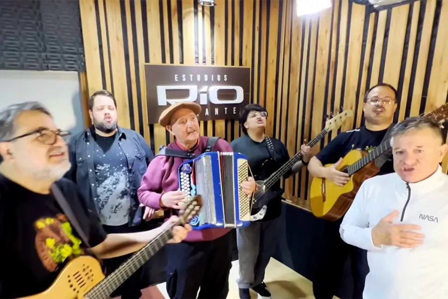 Las Voces de Montiel y Monchito Merlo relanzaron &ldquo;Vamos Entre R&iacute;os&rdquo;