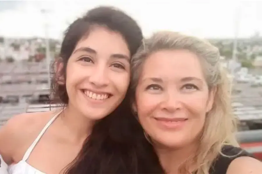 Luna Giardina y Mariel Zamudio.