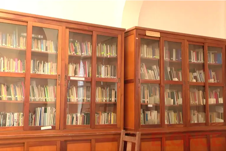 La Biblioteca Provincial convoca a la donación de libros para fortalecer su Fondo General