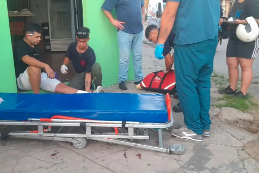 (Bomberos Voluntarios de Paran&aacute;).