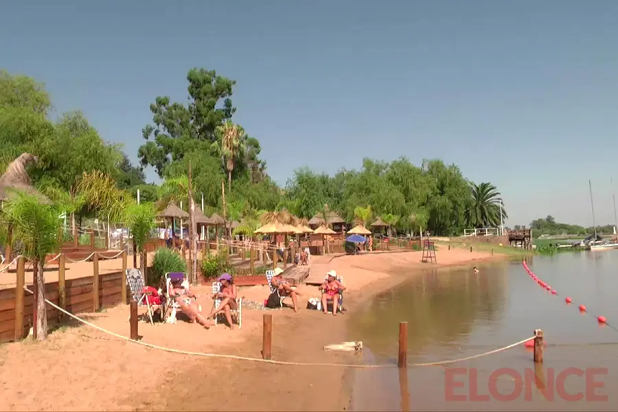 Ola de calor en Paran&aacute; (foto Elonce)