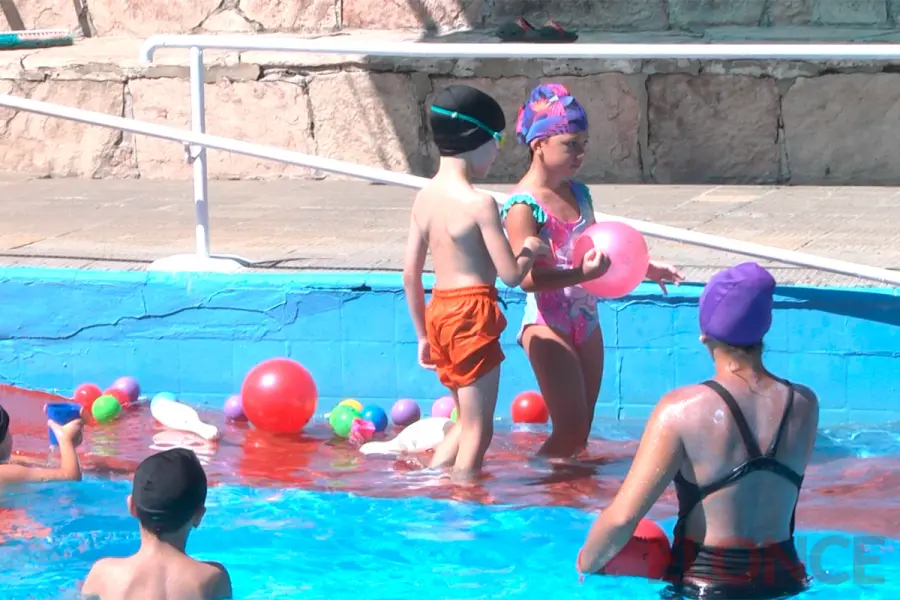 M&aacute;s de 80 ni&ntilde;os participan de la colonia del Club Echag&uuml;e- Elonce