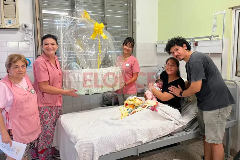 Un gesto solidario acompañó el primer nacimiento del 2026 en el hospital San Roque de Paraná