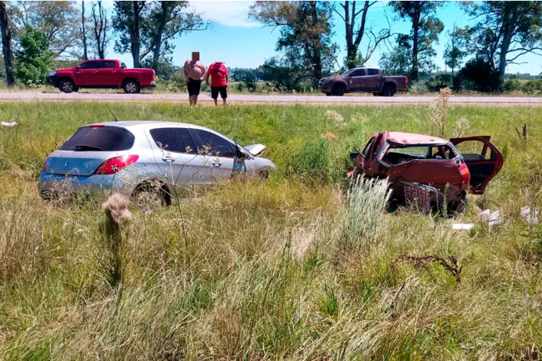 Heridos e importantes daños materiales fue el saldo de sendos accidentes en rutas de Concordia