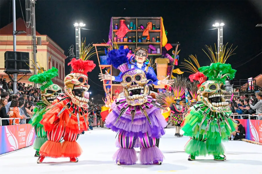Gran inicio de la Fiesta Nacional Carnaval del Pa&iacute;s