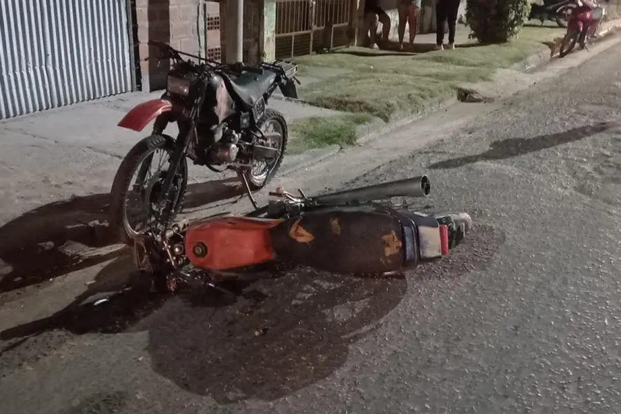 El accidente en calle Romina Iturain. Foto: Bomberos Voluntarios.