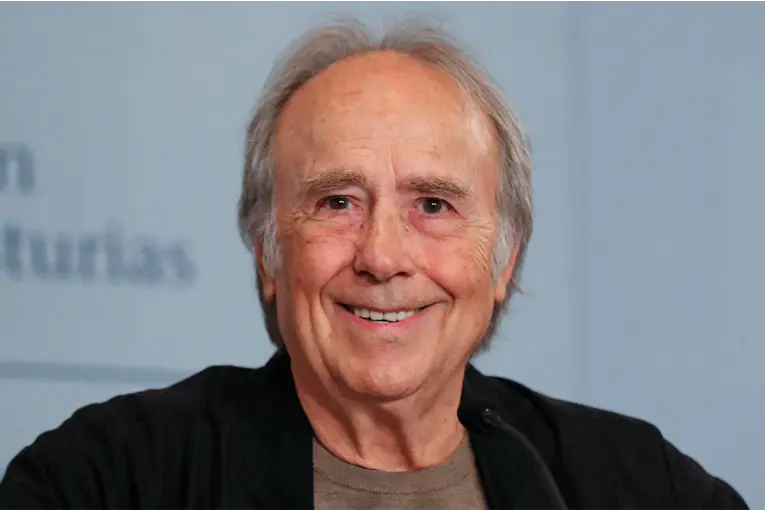 Serrat afirmó: "no me siento un jubilado" y reflexionó sobre las diferencias en la convivencia