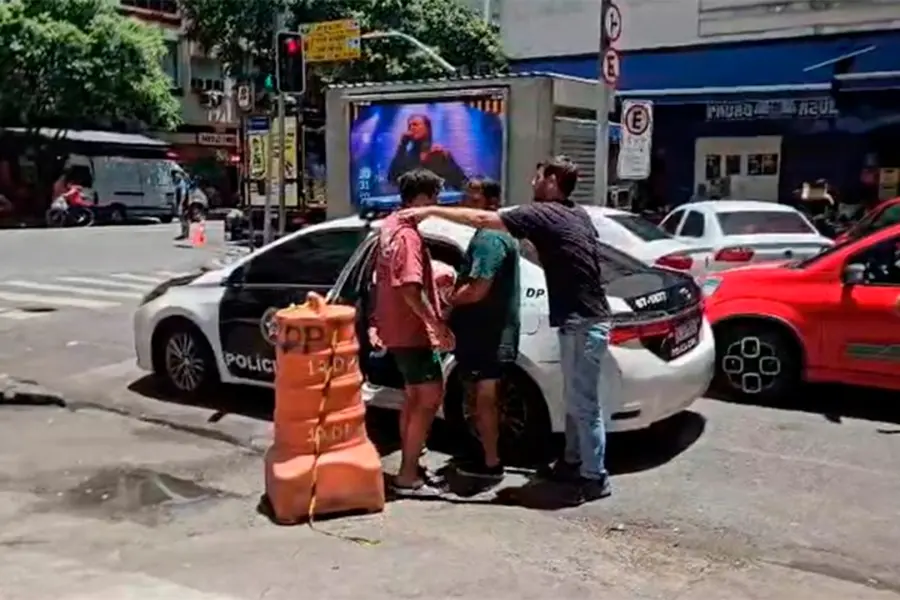 Los argentinos al ser detenidos