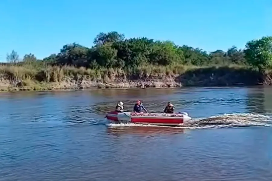 Ahogados en el r&iacute;o Gualeguay (foto Bomberos Voluntarios)