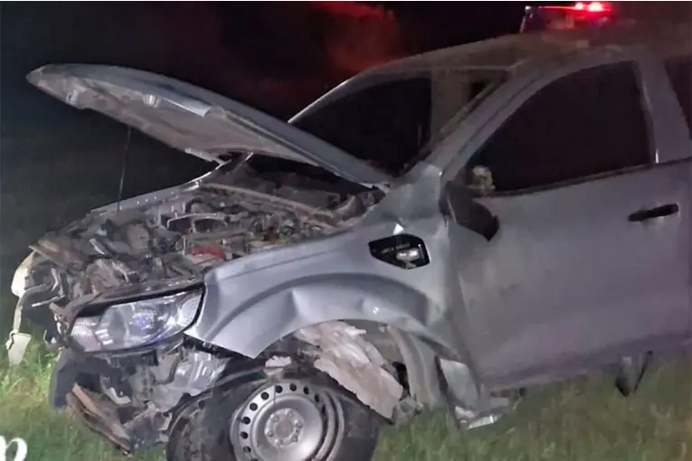 Volcó una camioneta sobre la Ruta 12 y una persona fue hospitalizada