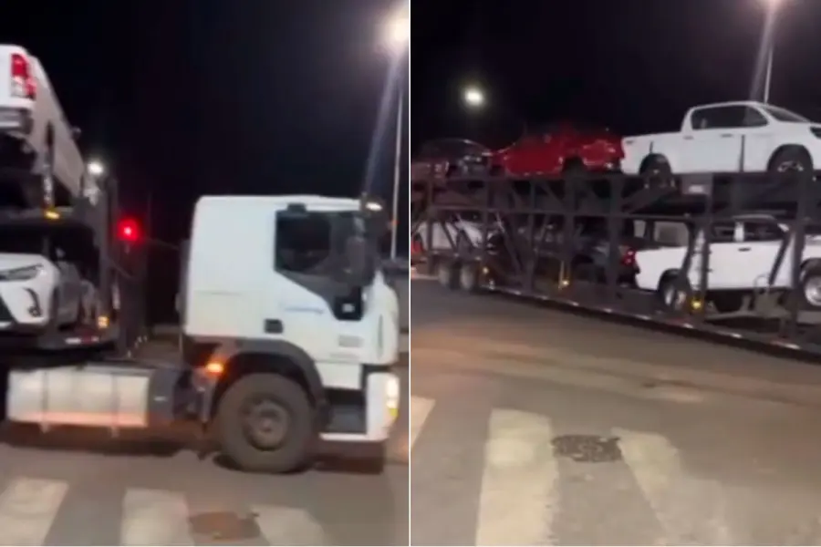 Cami&oacute;n que transportaba veh&iacute;culos 0km dobl&oacute; en &ldquo;U&rdquo; en avenida de Paran&aacute;