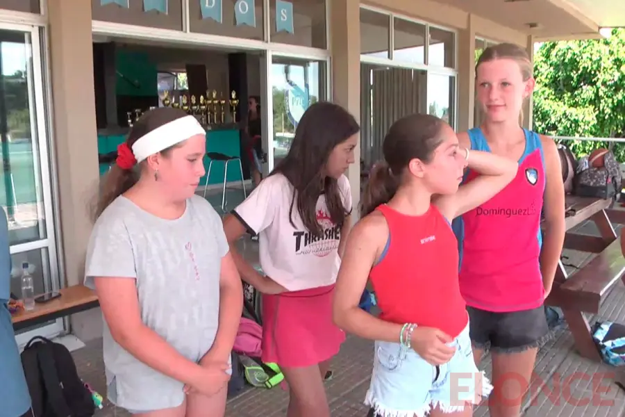 Las chicas contaron c&oacute;mo se divierten. Foto: Elonce.