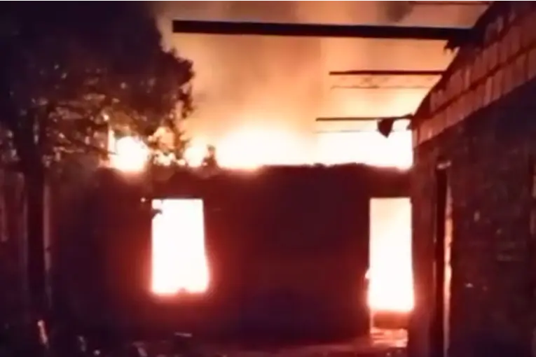 Se incendió una vivienda en Paraná: investigan qué causó el fuego