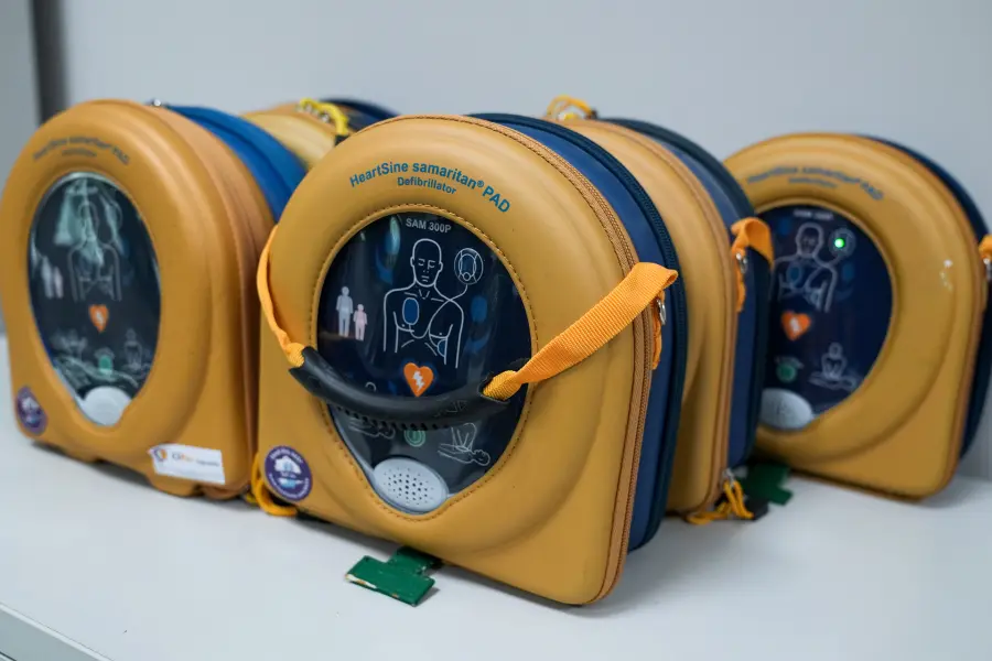 Desfibriladores (foto Gobierno de Entre R&iacute;os)