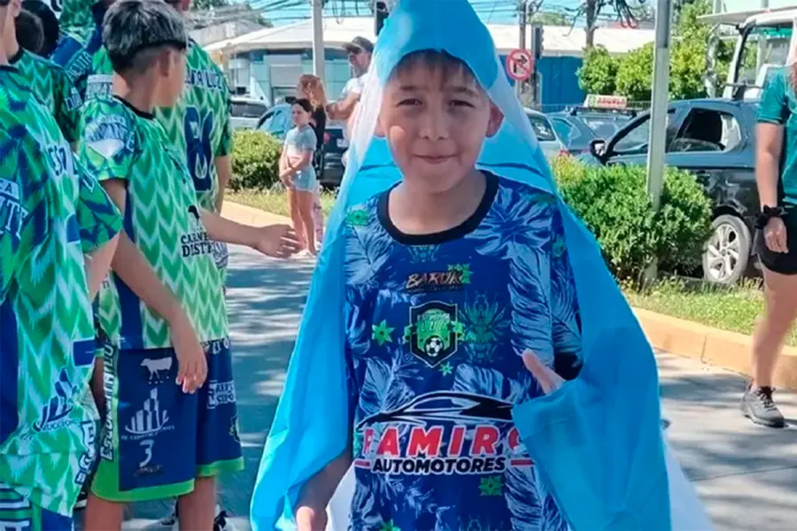 Para Valent&iacute;n, esta experiencia en Chile es "como un Mundial" (foto Ma&ntilde;ana de Cipolletti)