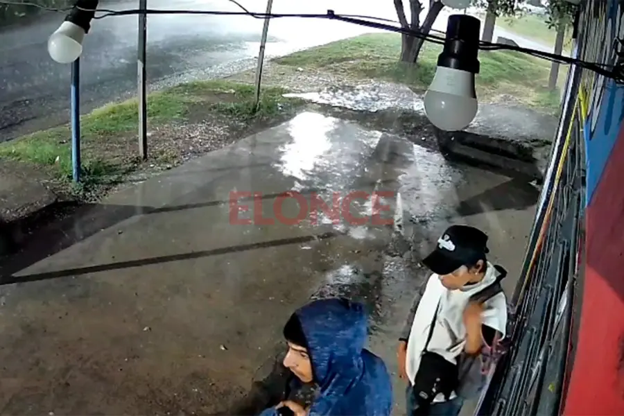 Robaron un drugstore y verduler&iacute;a en Paran&aacute; (foto Elonce)