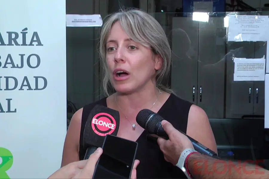 Fanny Maidana, directora de Asuntos Pol&iacute;ticos del Ministerio de Gobierno (foto Elonce)