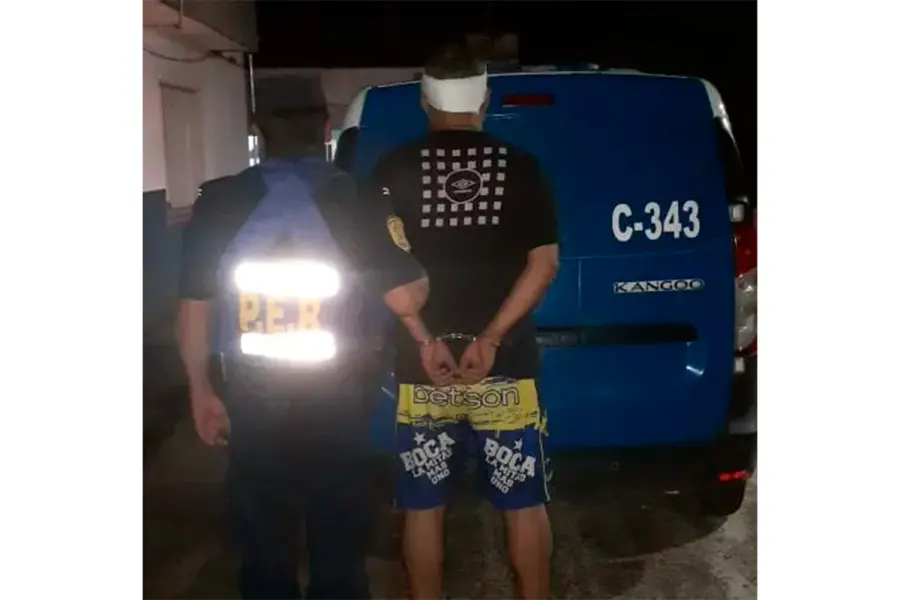 Detenido en Crespo (foto FM Estaci&oacute;n Plus)