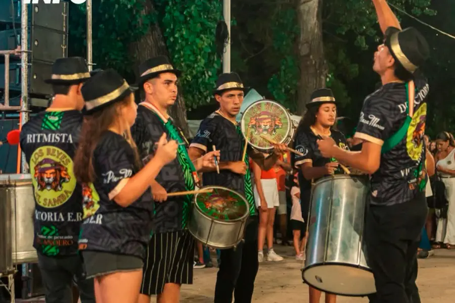 La actividad cont&oacute; con la presencia de agrupaciones. Foto: Instagram Chikilin Albornoz