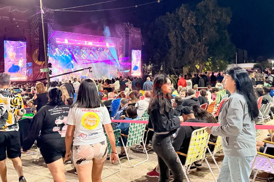 Fiesta Nacional de la Playa de R&iacute;o (foto Elonce)