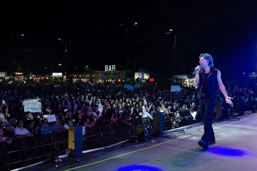 (foto Fiesta Nacional de la Playa de R&iacute;o)