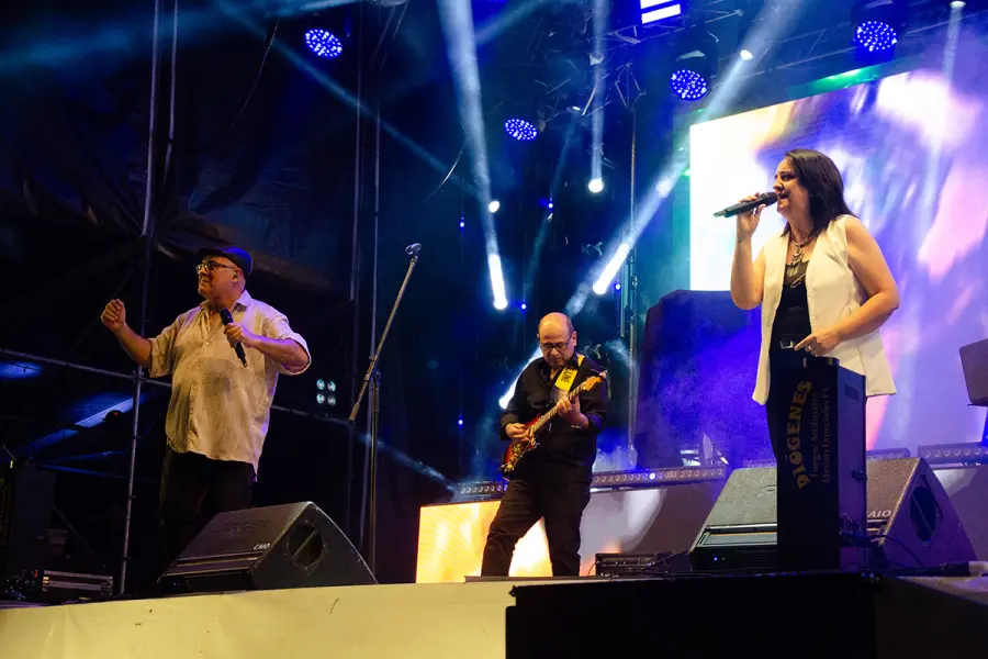 (foto Fiesta Nacional de la Playa de R&iacute;o)