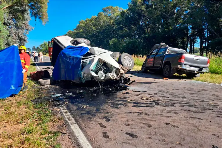 Un jinete que volvía del Festival de Jesús María está grave tras choque fatal de camionetas