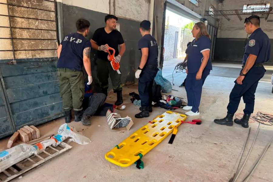 Accidente laboral en Paran&aacute; (foto Bomberos Voluntarios de Paran&aacute;)