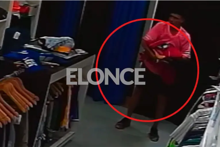 Robo filmado en el microcentro de Paraná: comerciante logró que el ladrón devolviera lo sustraído