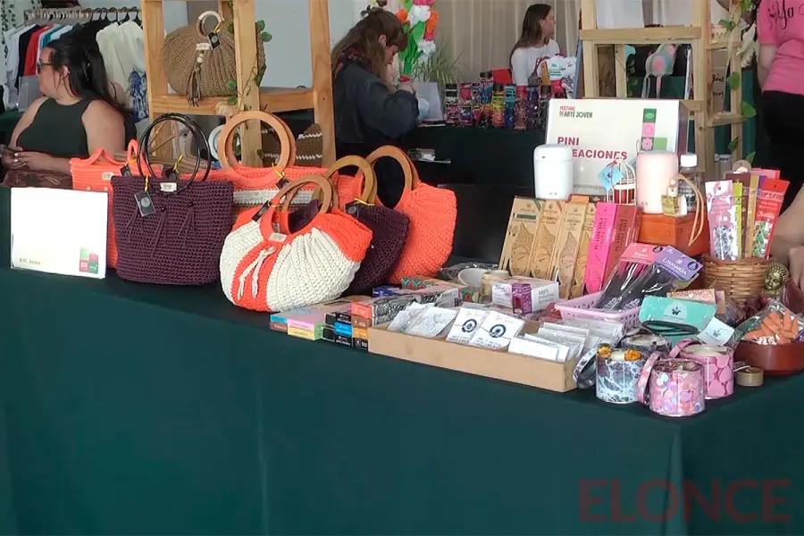 Habr&aacute; stands de emprendedores y patio gastron&oacute;mico.