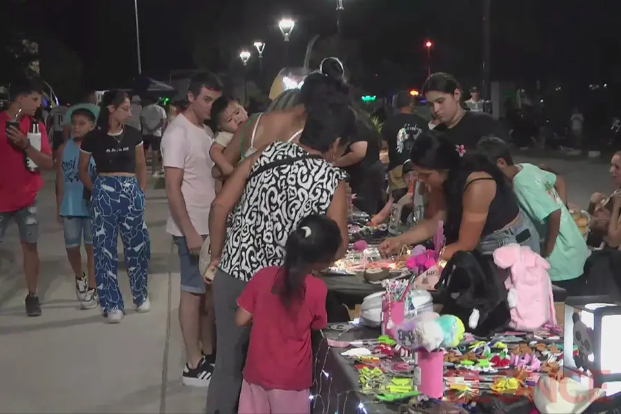 Festival popular en los miradores de Bajada Grande