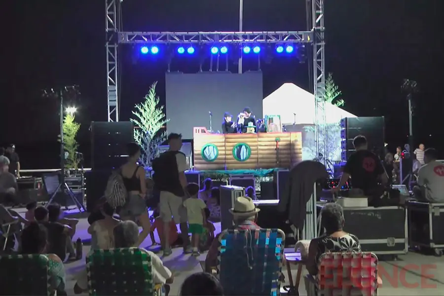 Festival popular en los miradores de Bajada Grande