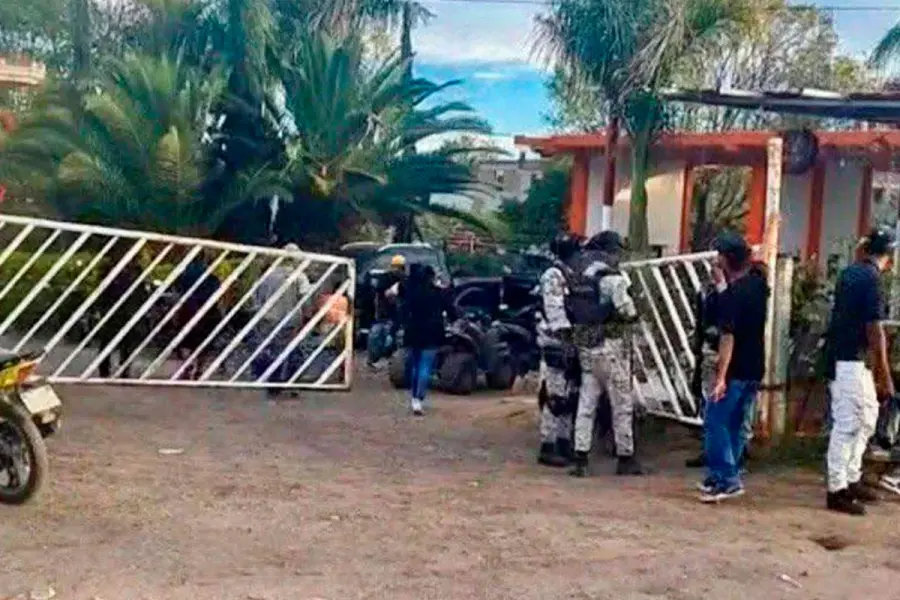 Diez personas fallecieron en el sitio producto de las heridas de arma de fuego. Foto: Agencia NA.