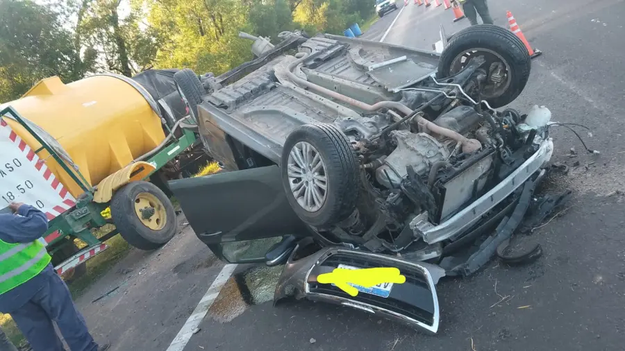 Accidente en Ruta Nacional 12. Foto: Bomberos Ceibas.