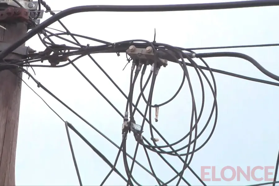 Trabajo de Enersa en Puerto S&aacute;nchez. Foto: Elonce.