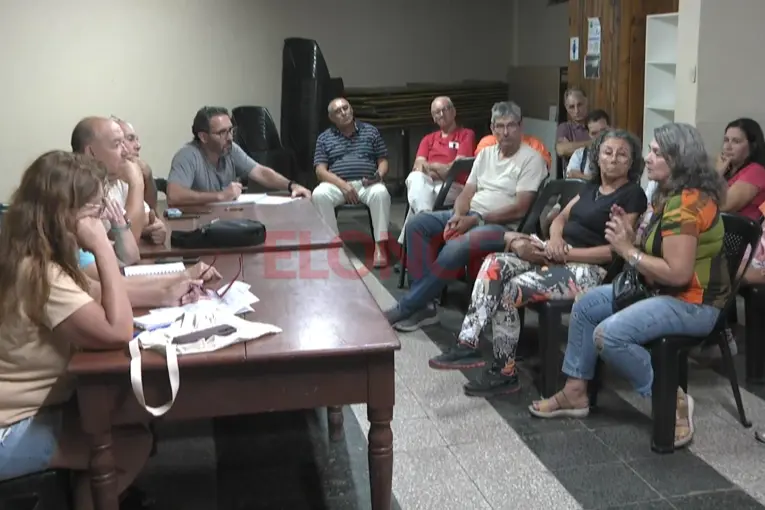 Con el eje en agua, tierras y transporte, la Asamblea Ciudadana Vecinalista retomó las reuniones
