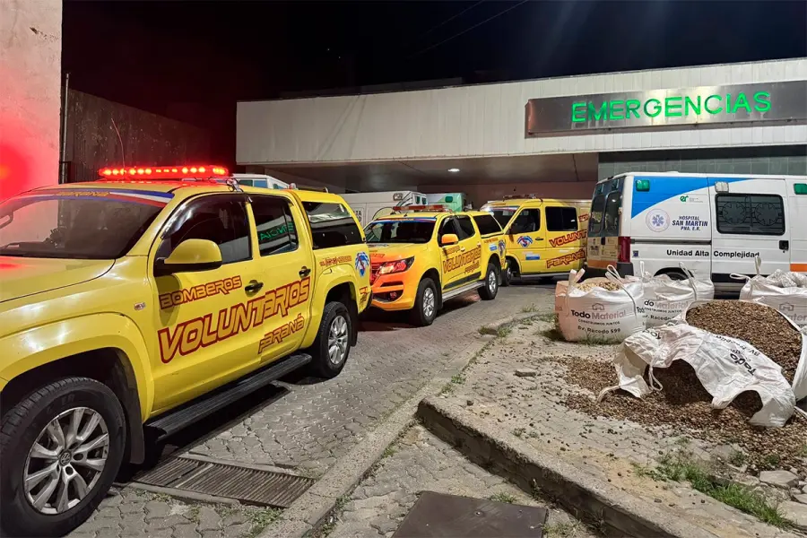 (foto Bomberos Voluntarios de Paran&aacute;)