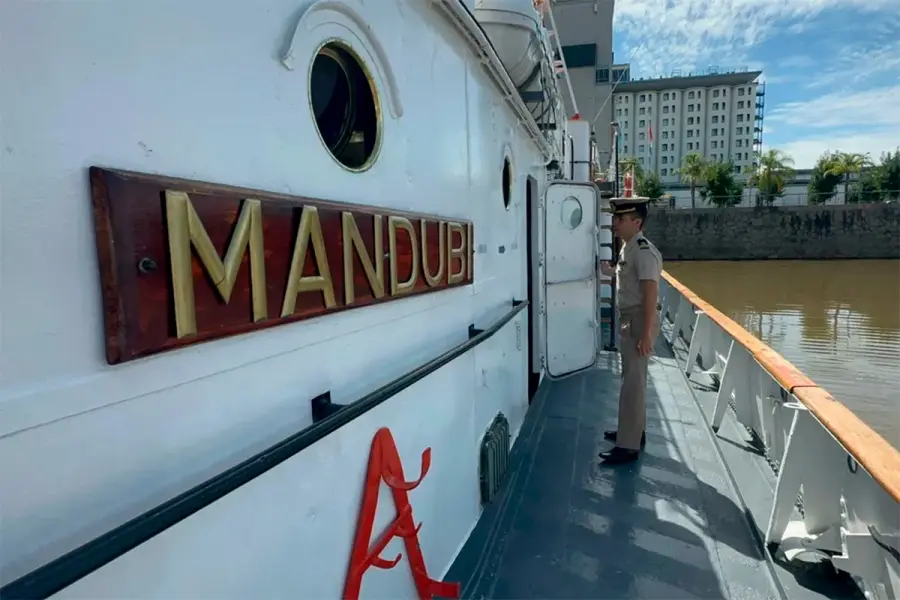 Guardacostas Mandub&iacute; (foto Aire de Santa Fe)