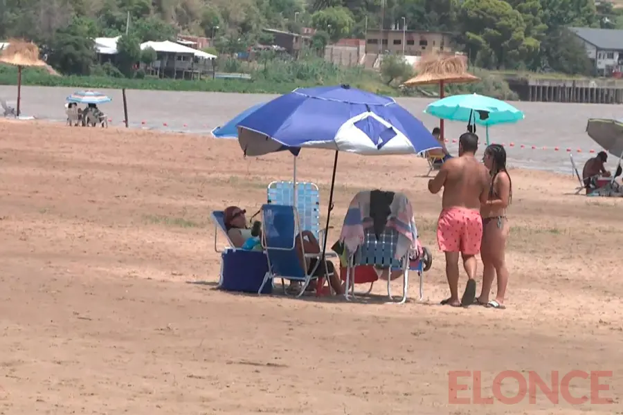 Sombrilla en el Thompson. Foto: Elonce.