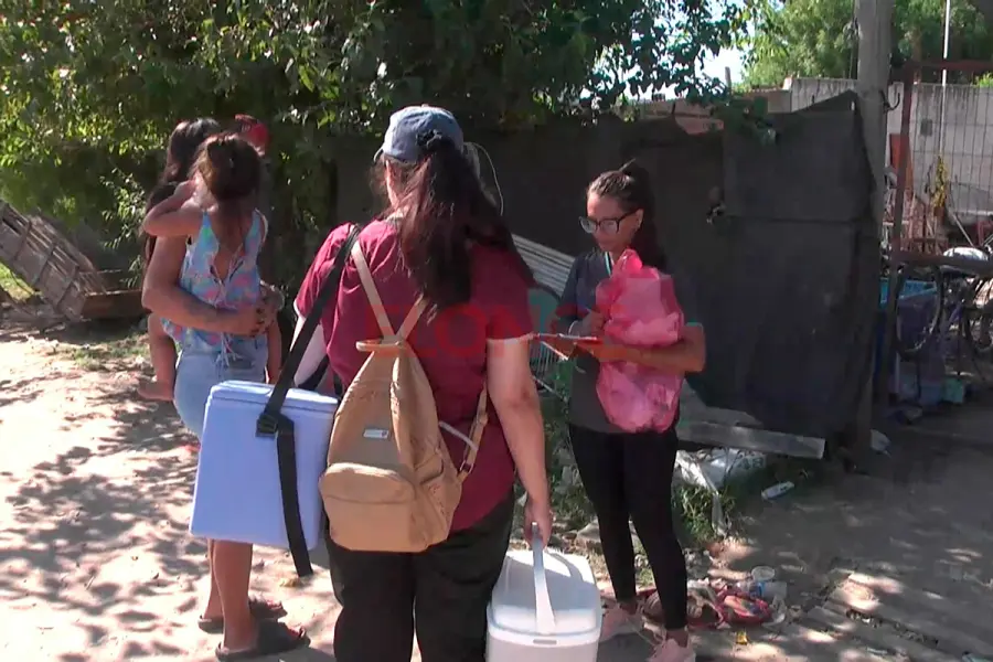 Vacunaci&oacute;n contra el sarampi&oacute;n (foto Elonce)